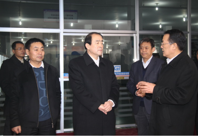 济宁市委书记马平昌到乐动网页版公司莅临视察指导