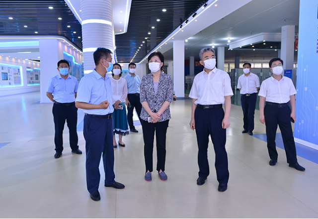 济宁市政协主席、党组书记霍媛媛到乐动网页版公司调研