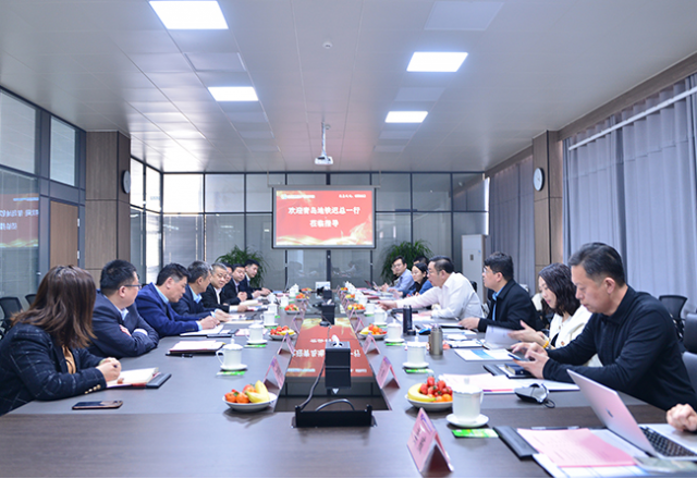 青岛青铁产投公司迟董事长一行莅临乐动网页版调研