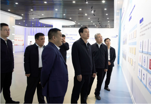 济宁市委常委、组织部部长、统战部部长庞建栋到乐动网页版调研